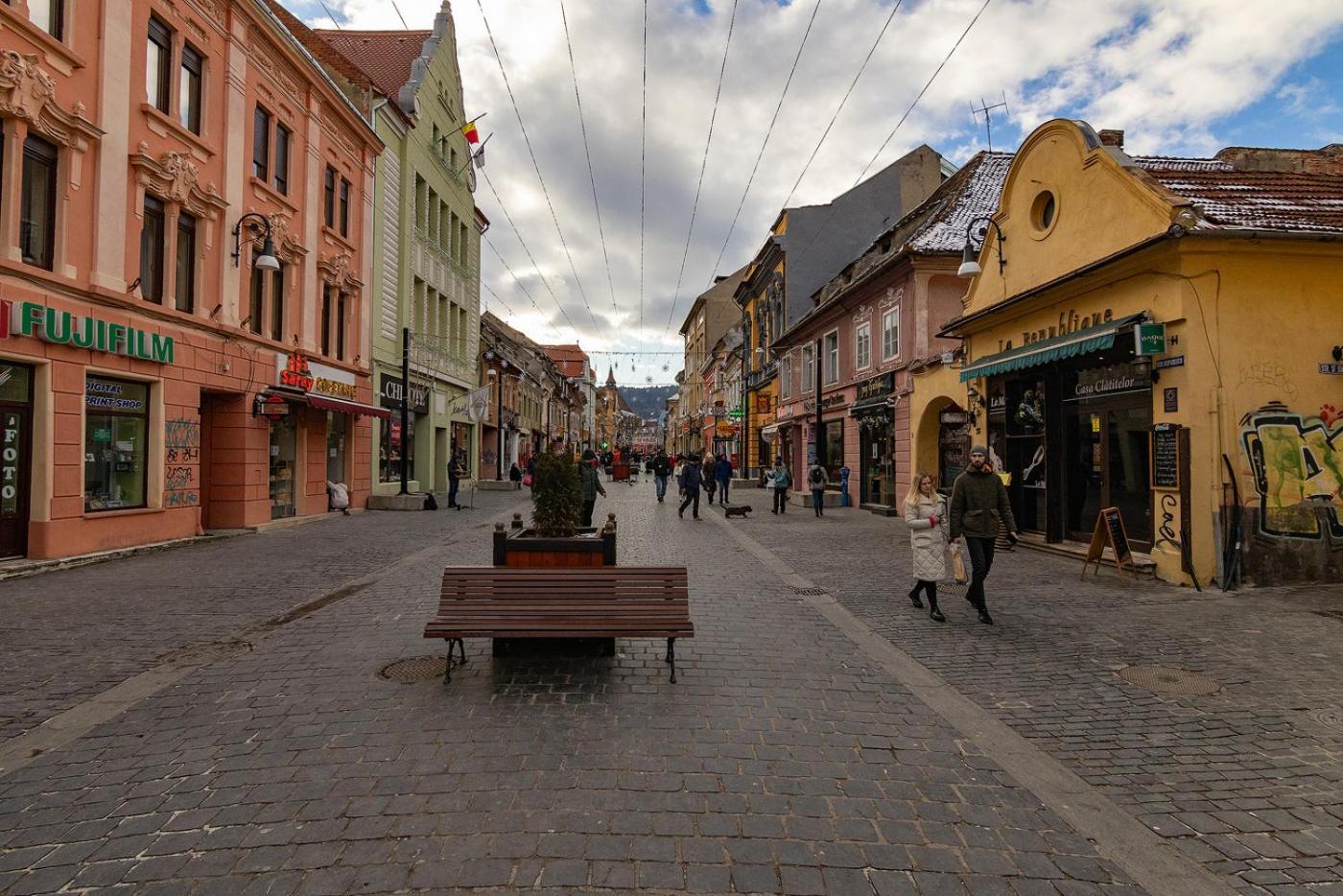 Old Town By Mm Host Apartman Brassó Kültér fotó
